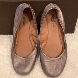 Lucky Brand flats, 7M